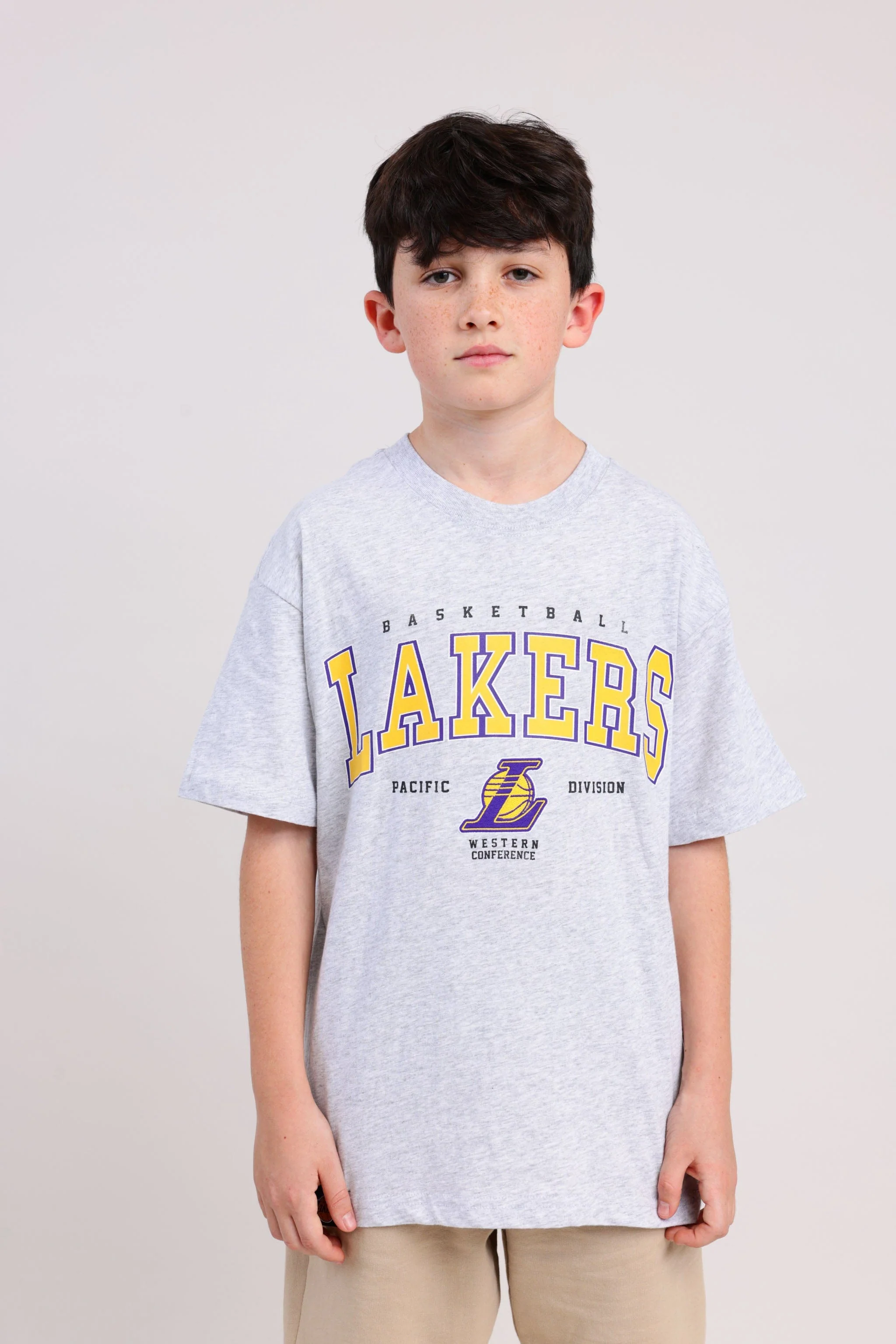 חולצה ממותגת NBA