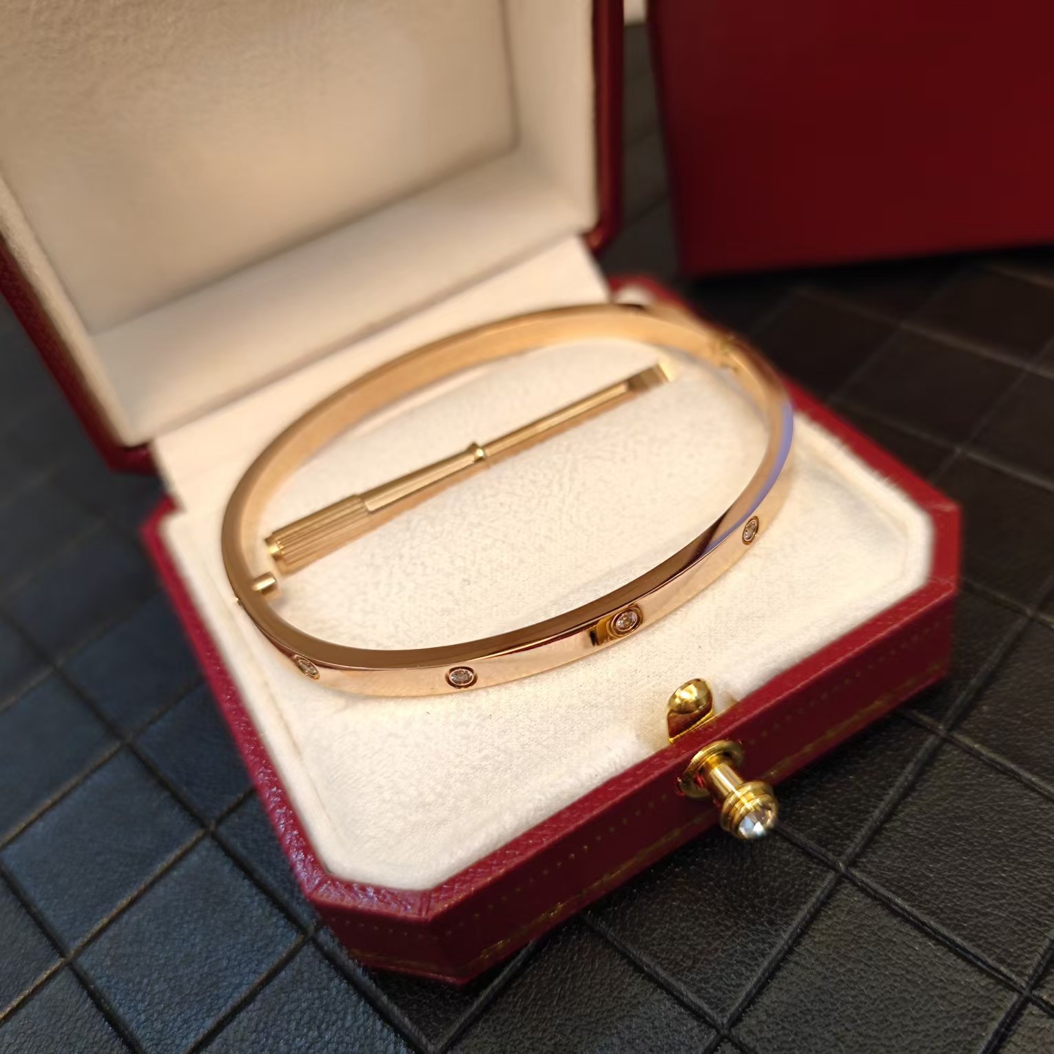 Cartier LOVE Bangle Bracelet - Original Replica Club