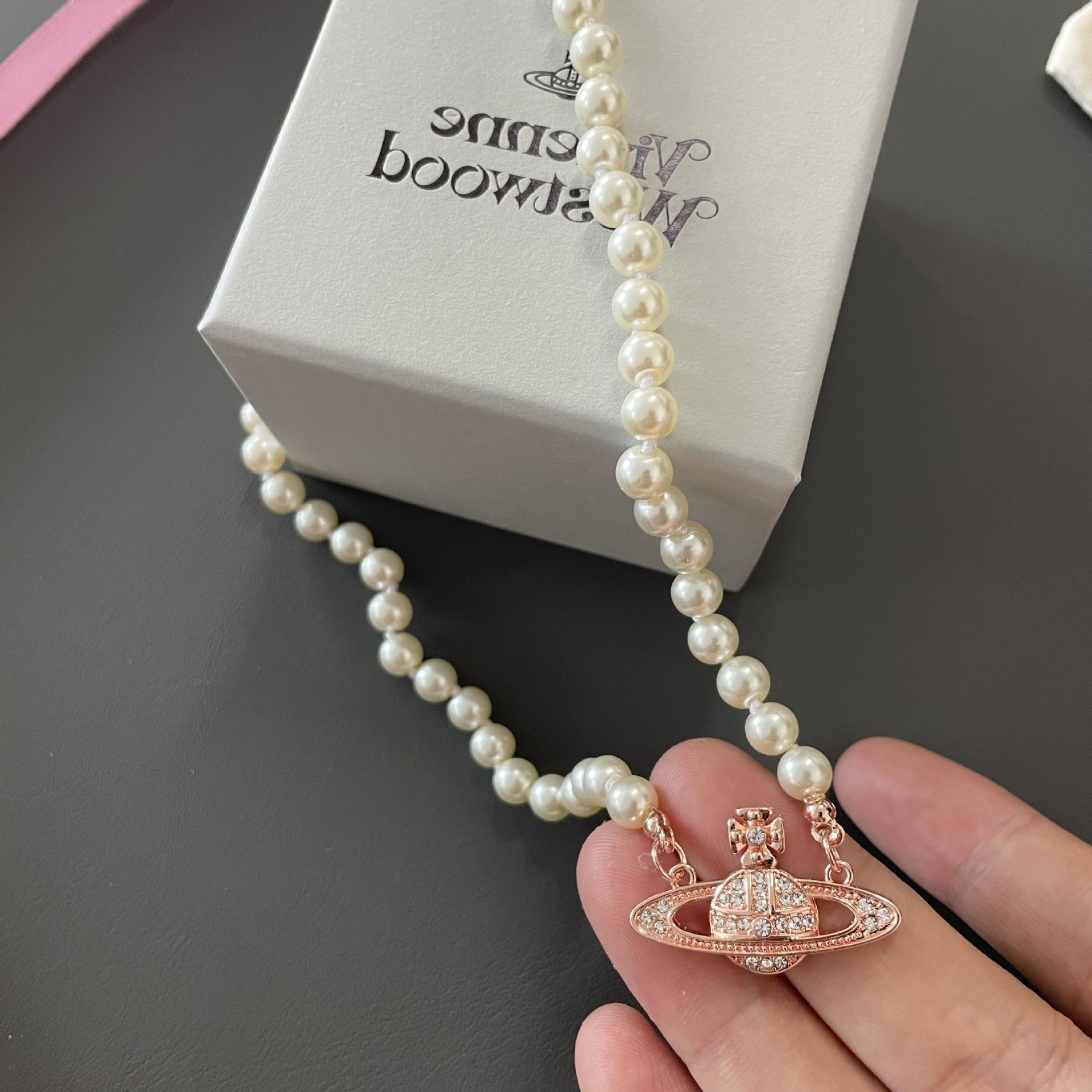 Vivienne Westwood Saturn Pendant Pearl Necklace - Original Replica Club
