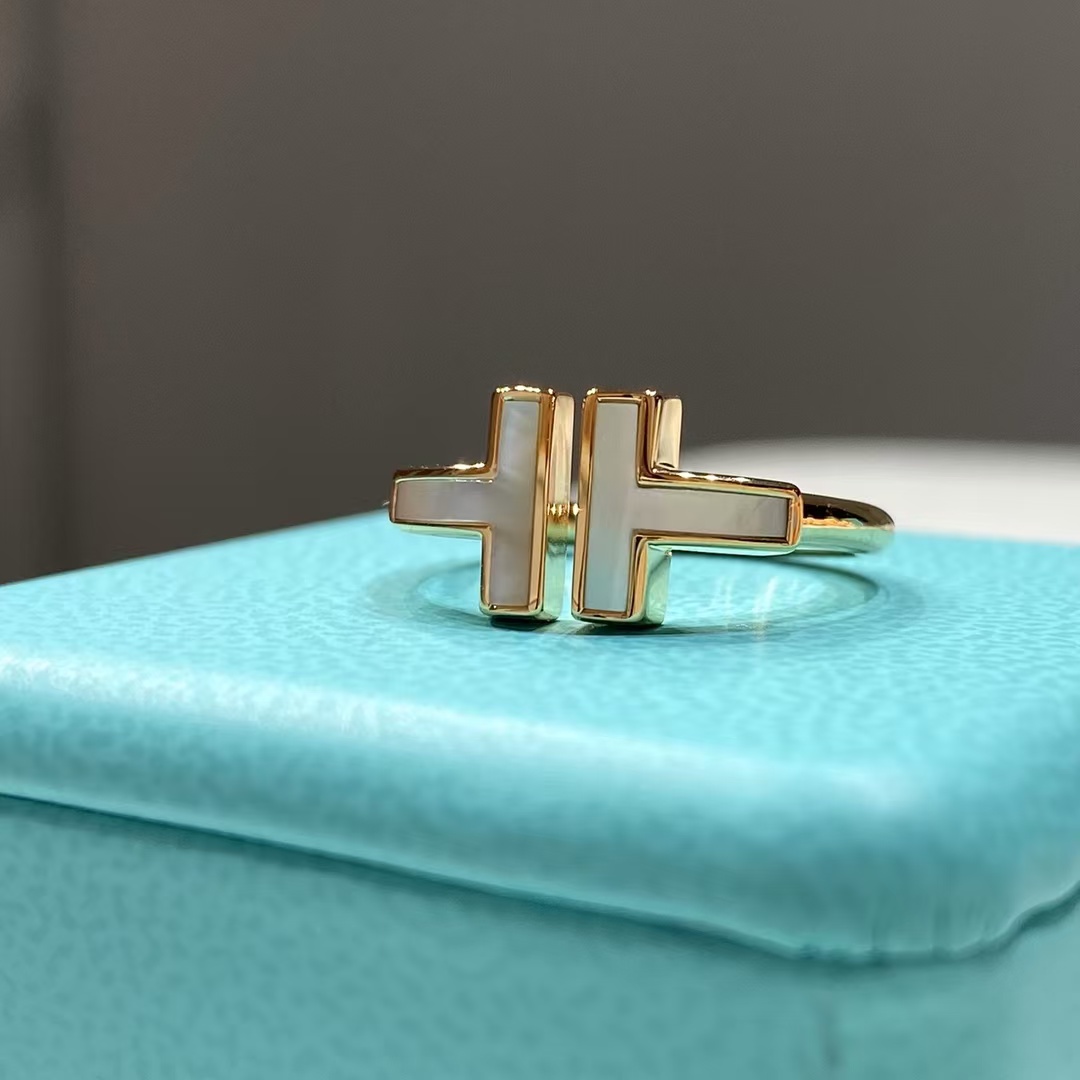Tiffany Mother of Pearl Double T Ring - Original Replica Club