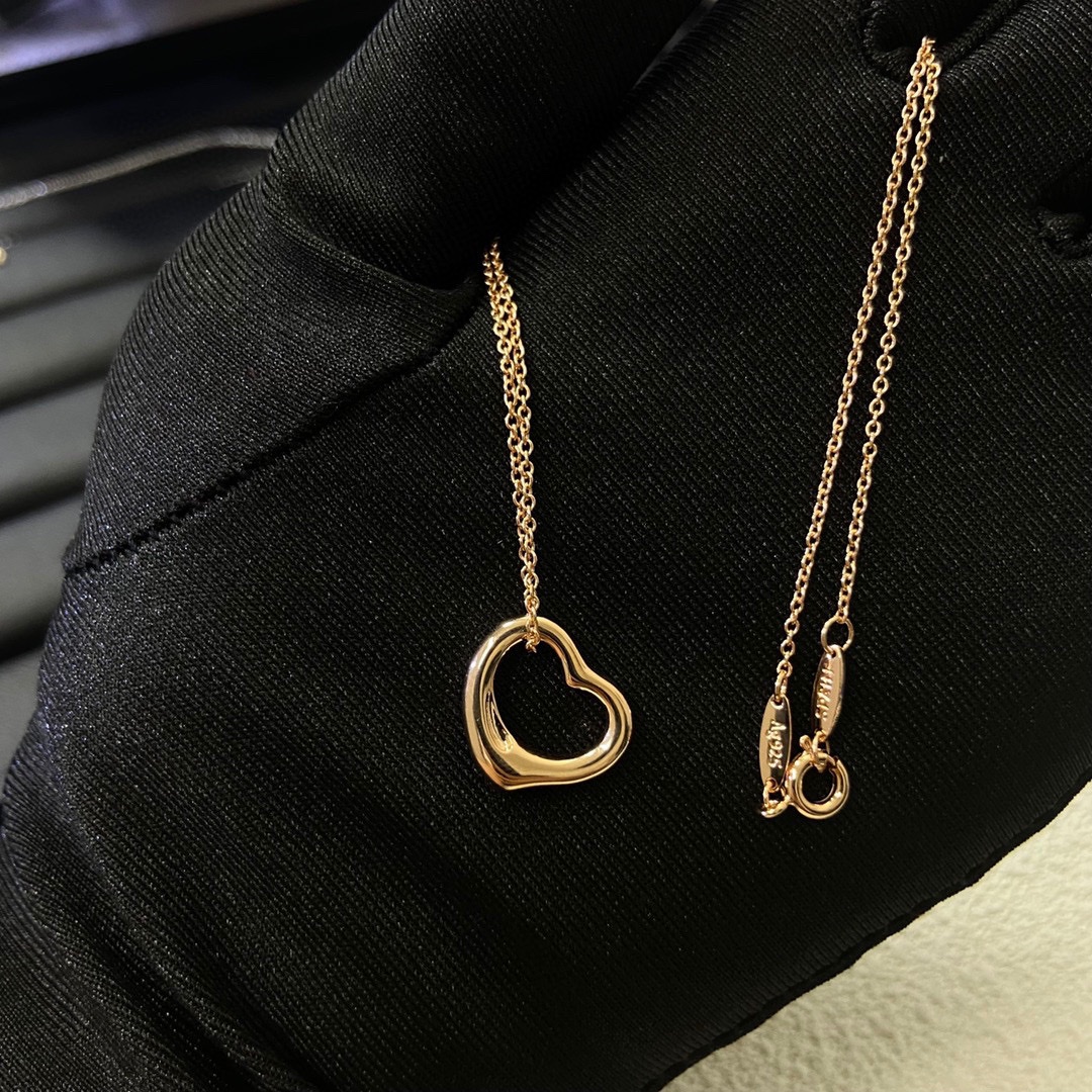 Tiffany Classic Love Heart Pendant Necklace - Original Replica Club