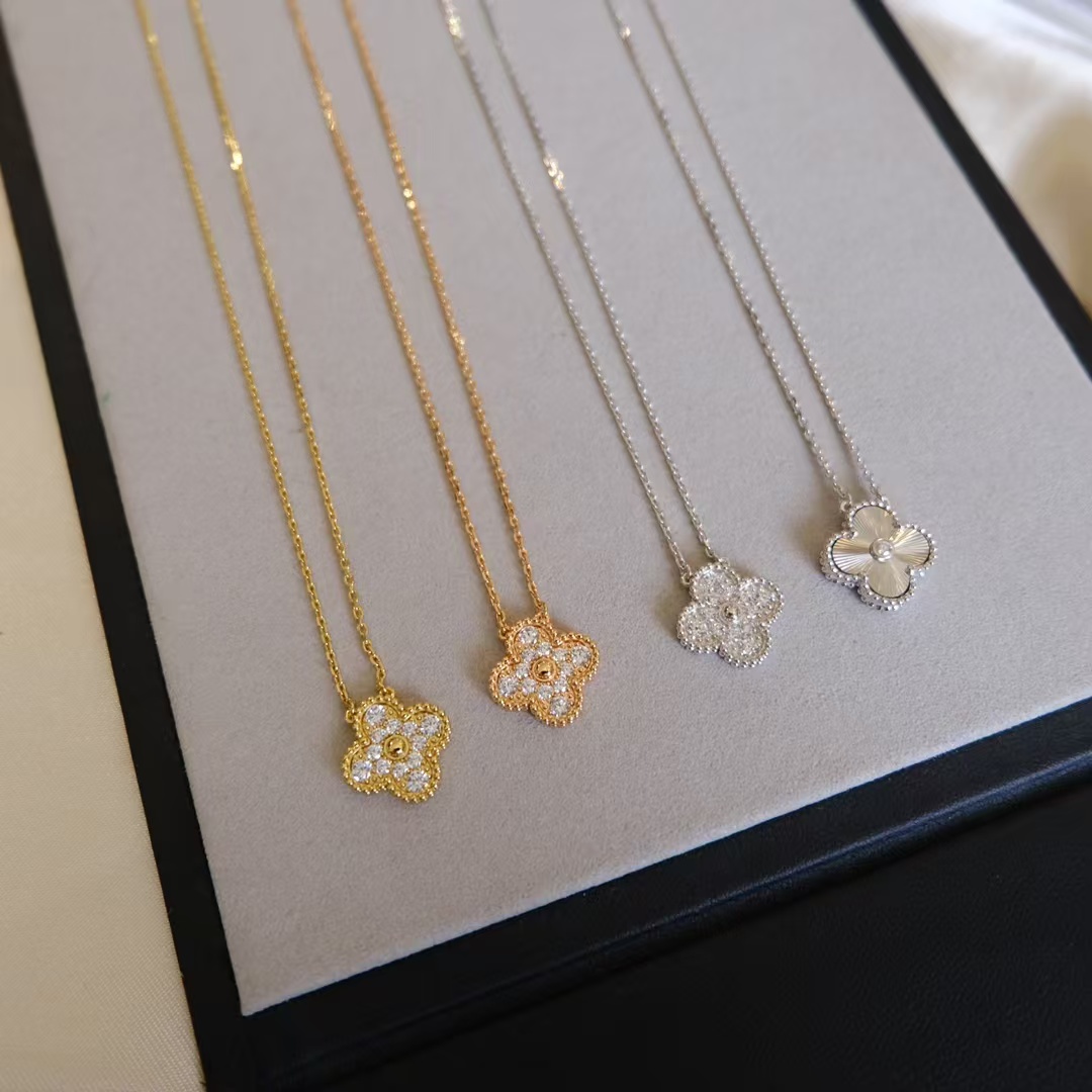 VCA Vintage Alhambra Pendant Necklace - Original Replica Club
