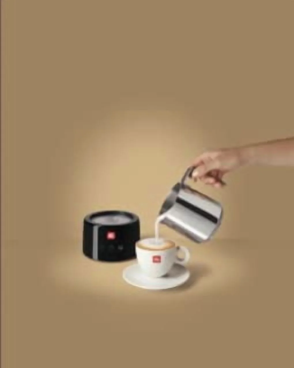 illy Electric Milk Frother- Black & Stainless Steel - Image 6