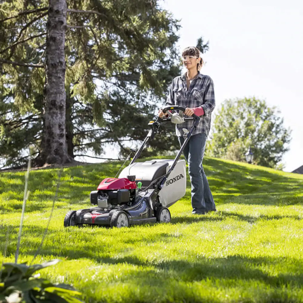 Honda 21-in Nexite Deck Self-Propelled Lawn Mower – Versamow 4-in-1 System – Hydrostatic Drive – Electric Start – GCV200 Engine with Roto-Stop