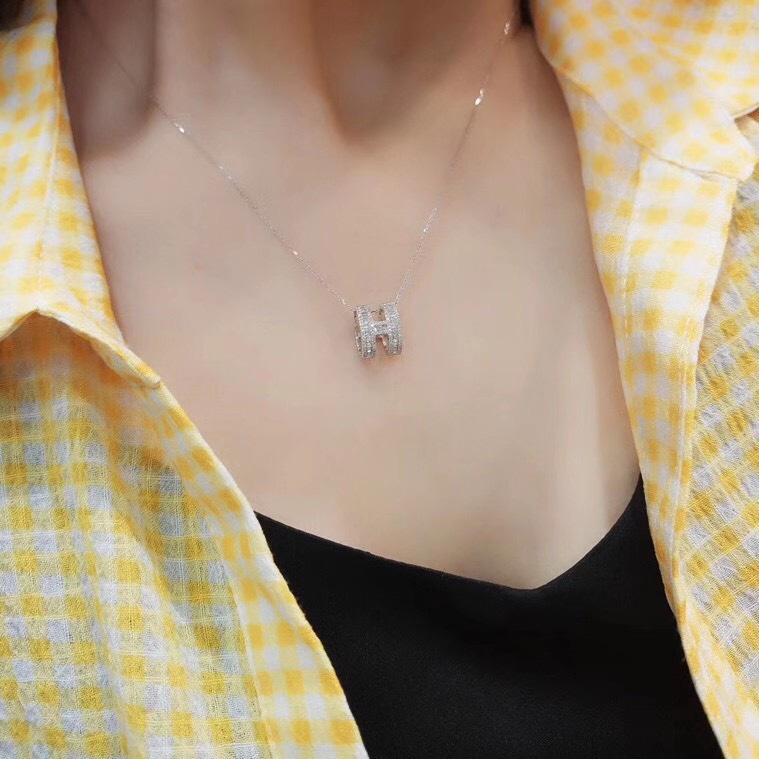 Hermes Diamond Paved H Pendant Necklace - Original Replica Club