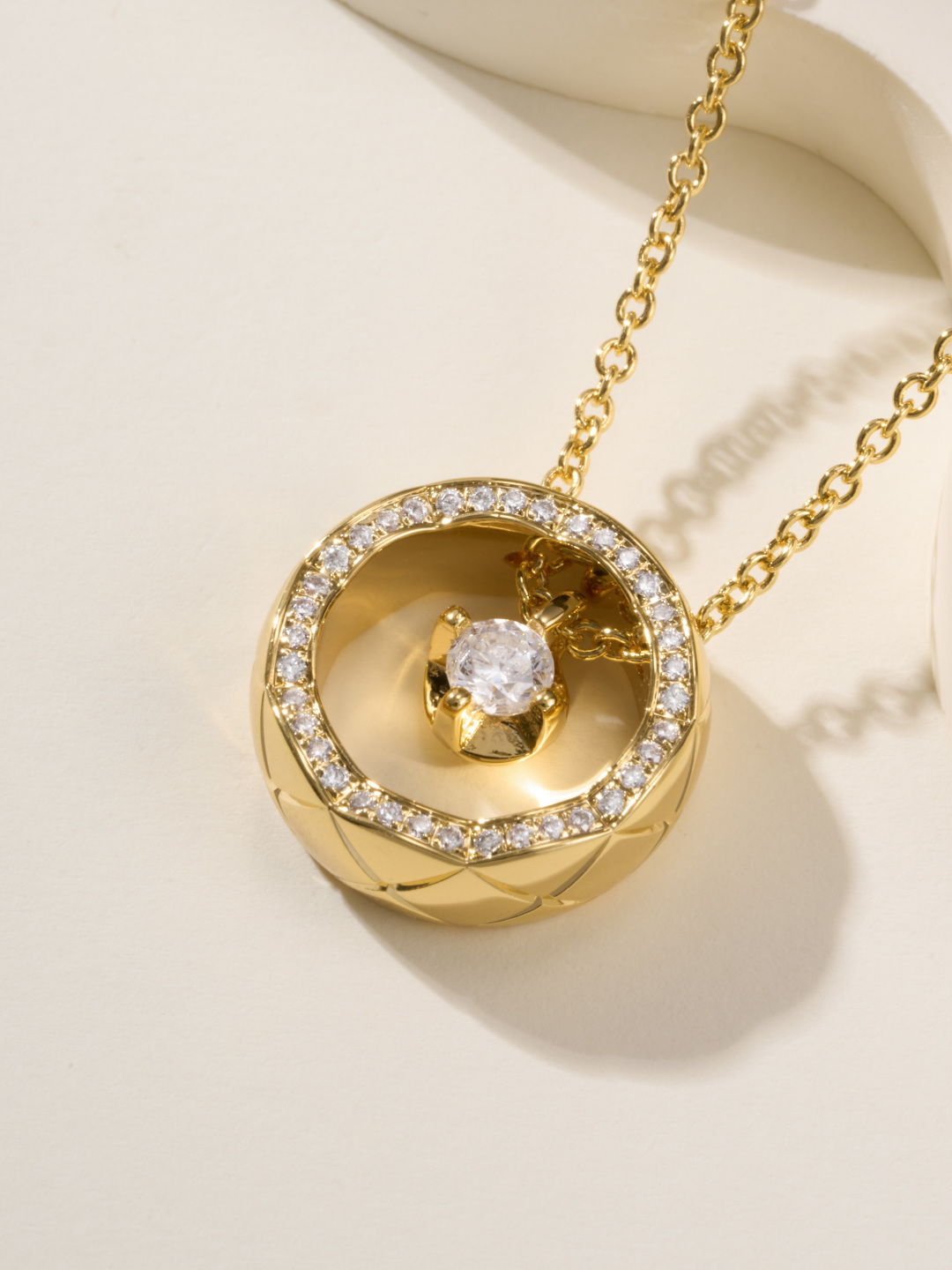 Chanel Coco Collier Necklaces Three Colors Options - Original Replica Club