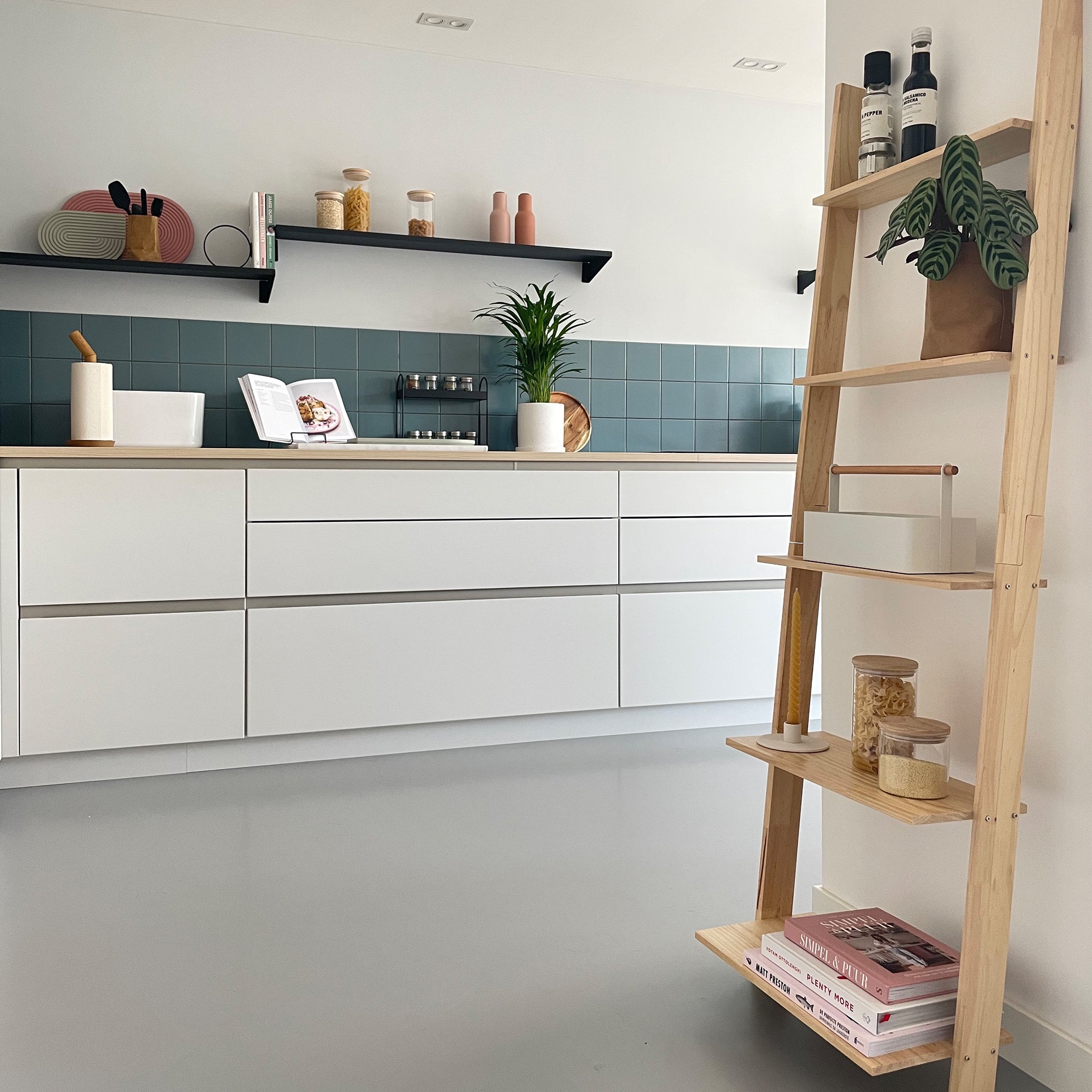 QUVIO Deco ladder voor muur met 5 treden - Hout