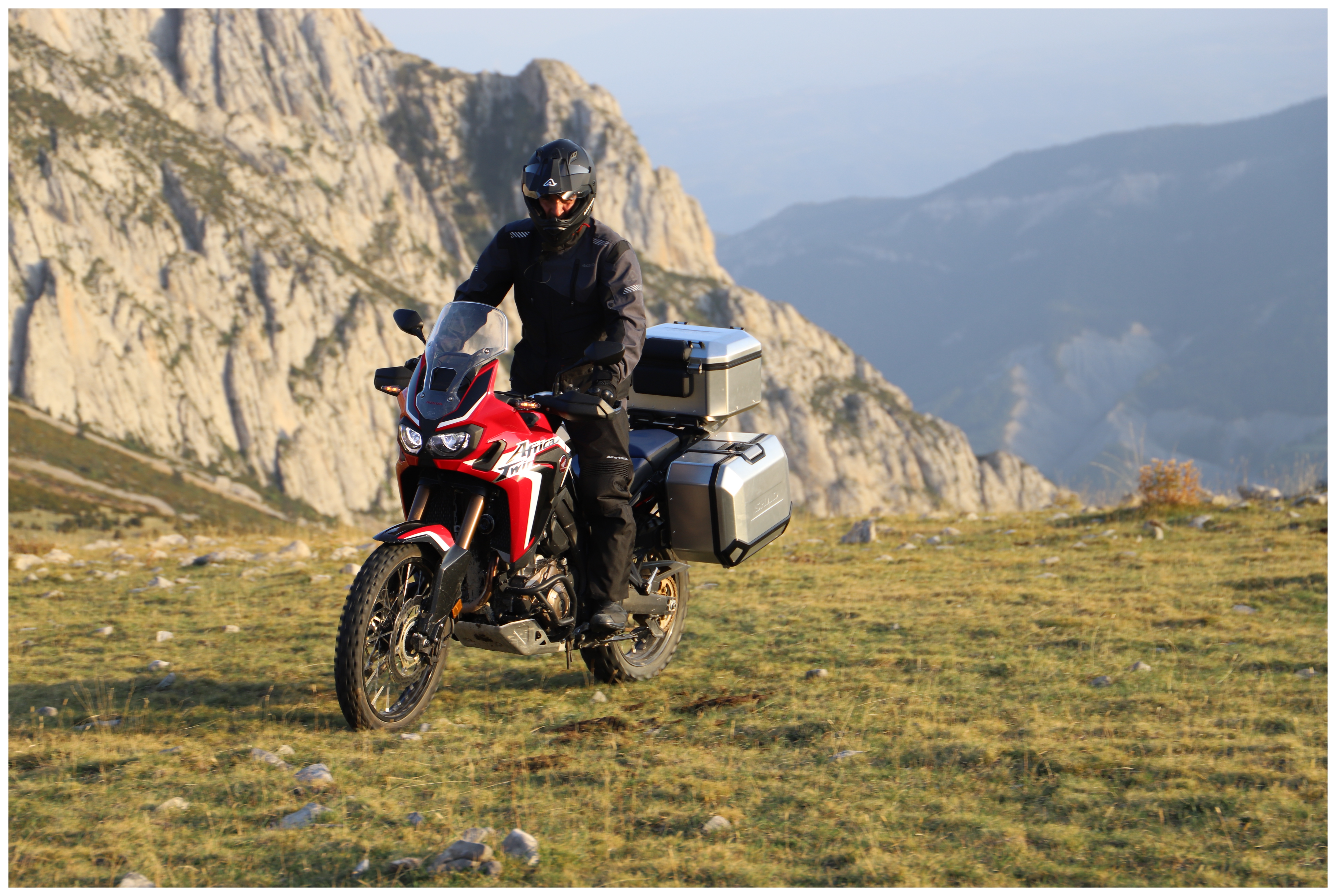 SportsBikeShop Shad TR47 Terra Side Case