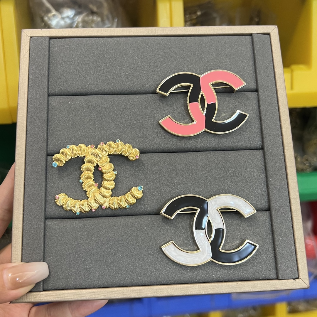 Chanel Enamel Mixed Color CC Brooch - Original Replica Club