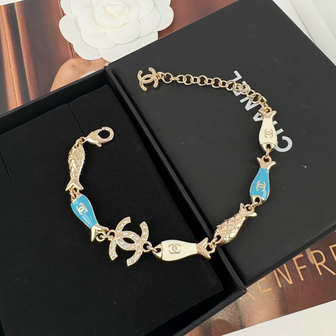 Chanel Color-Blocked White Blue Fish Bracelet - Original Replica Club
