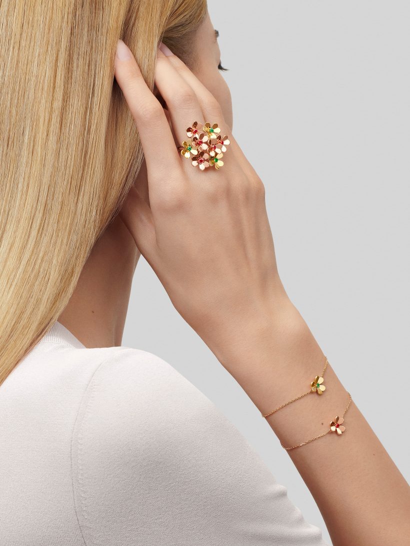 Replicate Frivole ring, 8 flowers(1:1 replica) - Original Replica Club