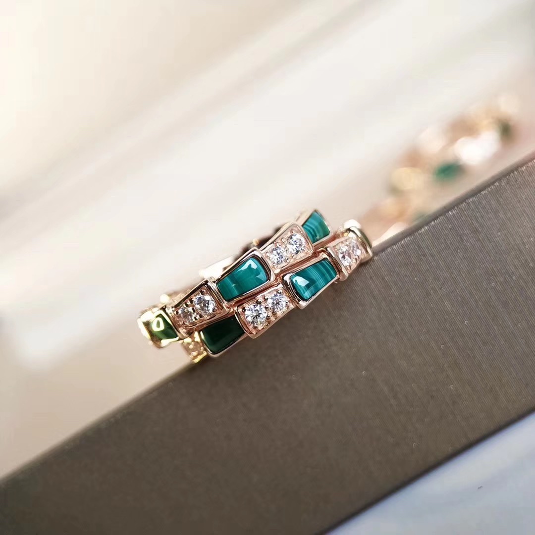 Bvlgari Rose Gold and Malachite Serpenti Viper Ring - Original Replica Club