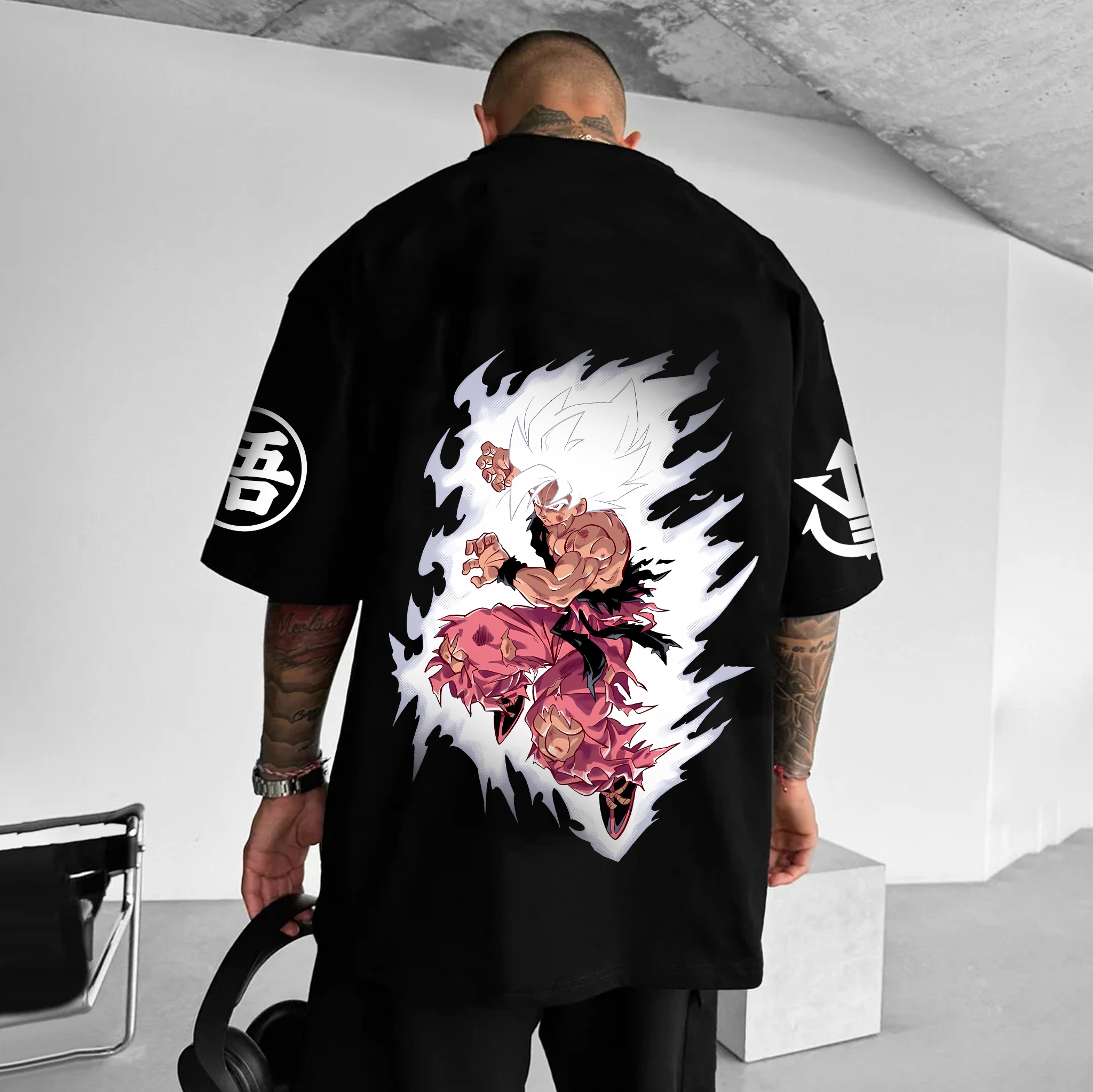 Unisex Anime Inspired Vintage T-Shirt丨Comicssoul