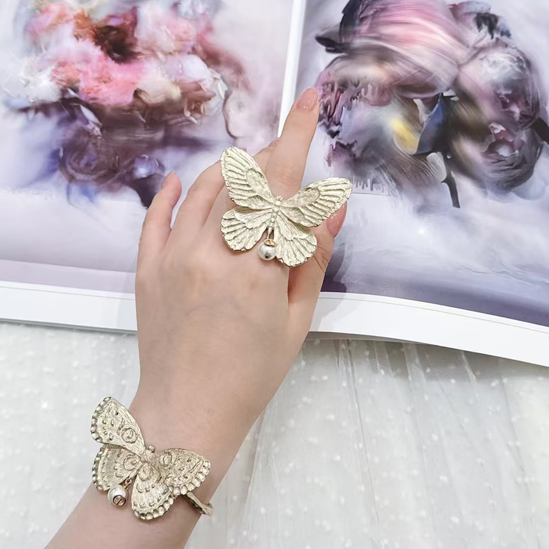 Dior Super Big Butterfly Ring - Original Replica Club