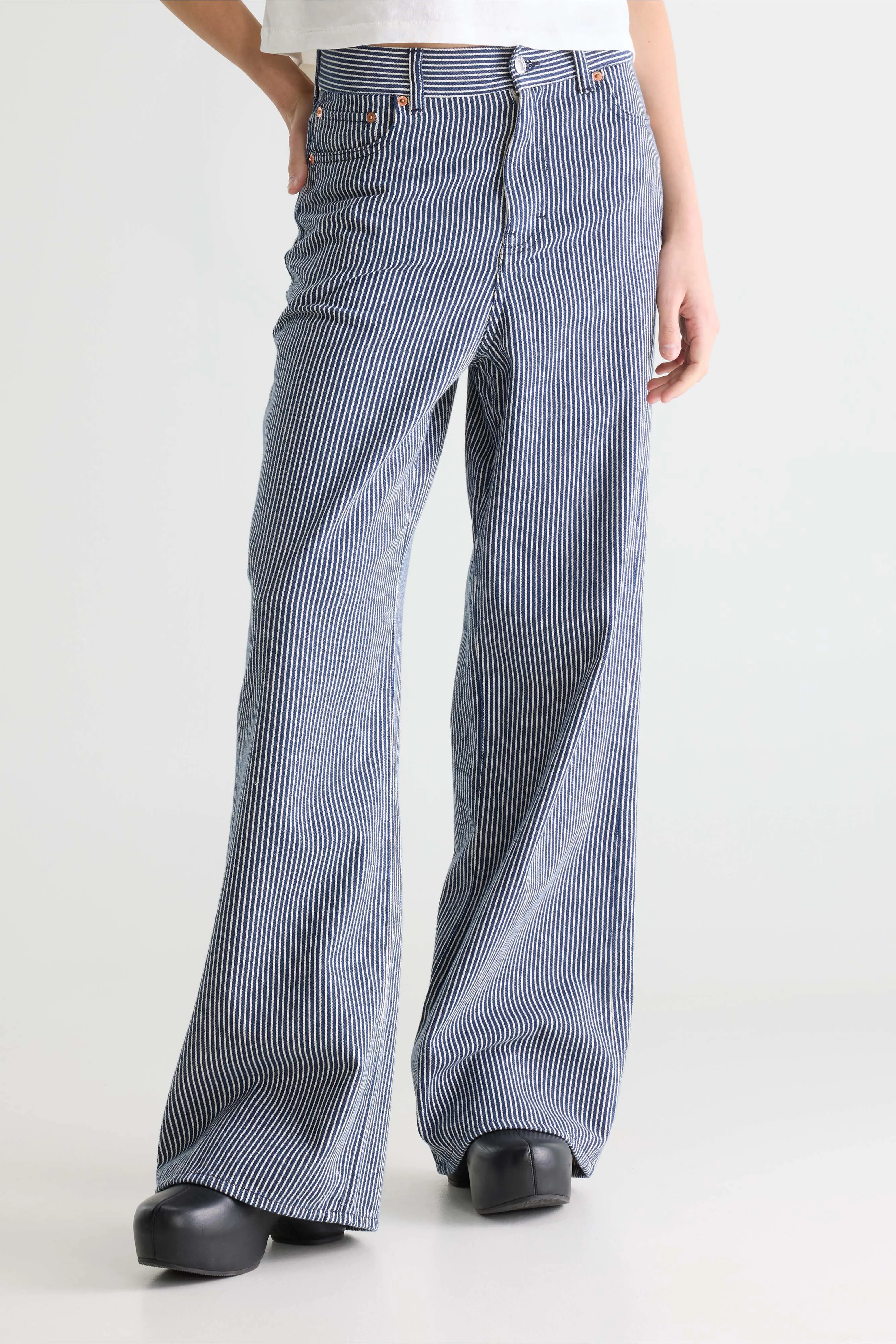 Bellerose Denim N. 64 - Wide vintage light-stone jeans (252 / W / LT STONE WASH)