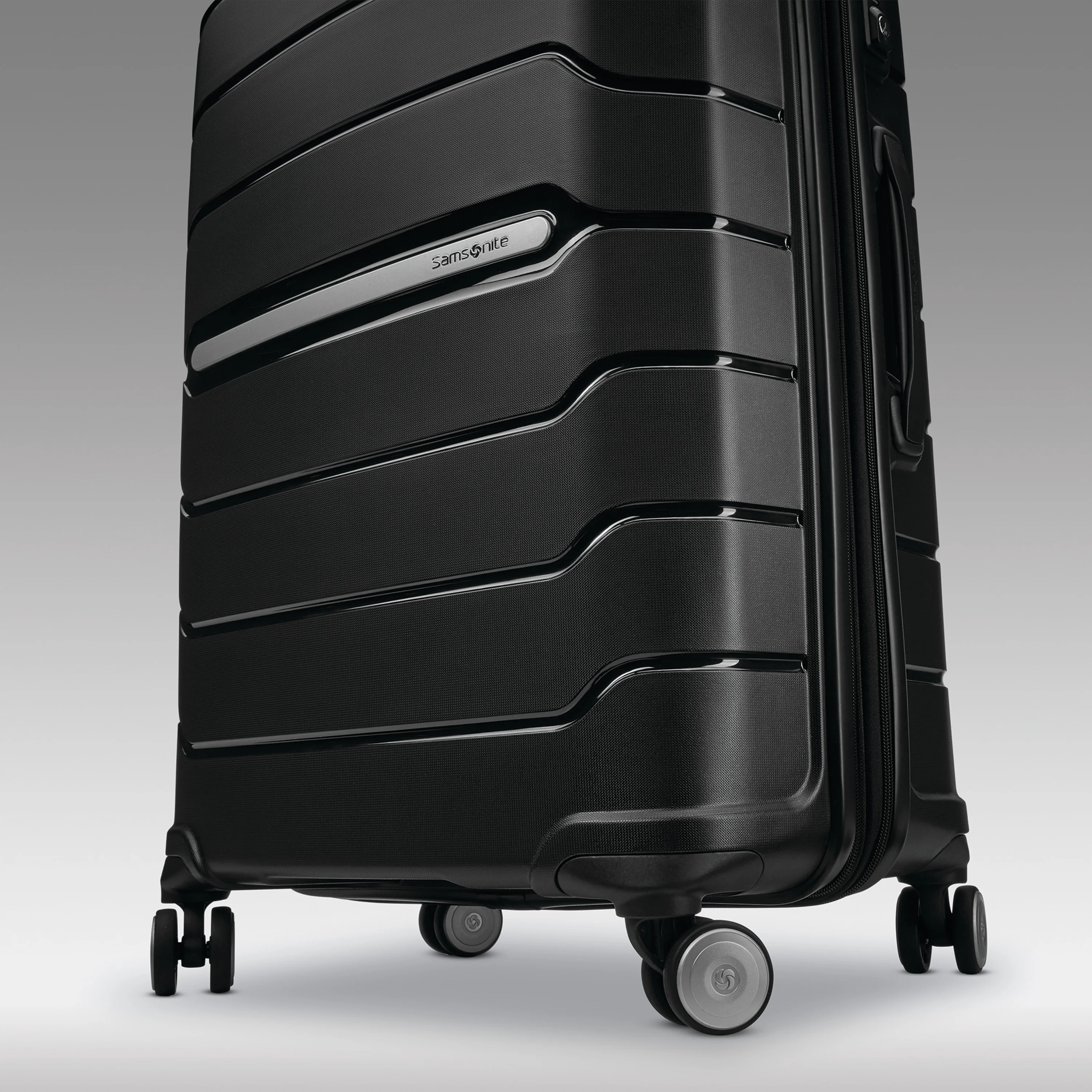 Samsonite Freeform 21" Hardside Spinner - Image 8