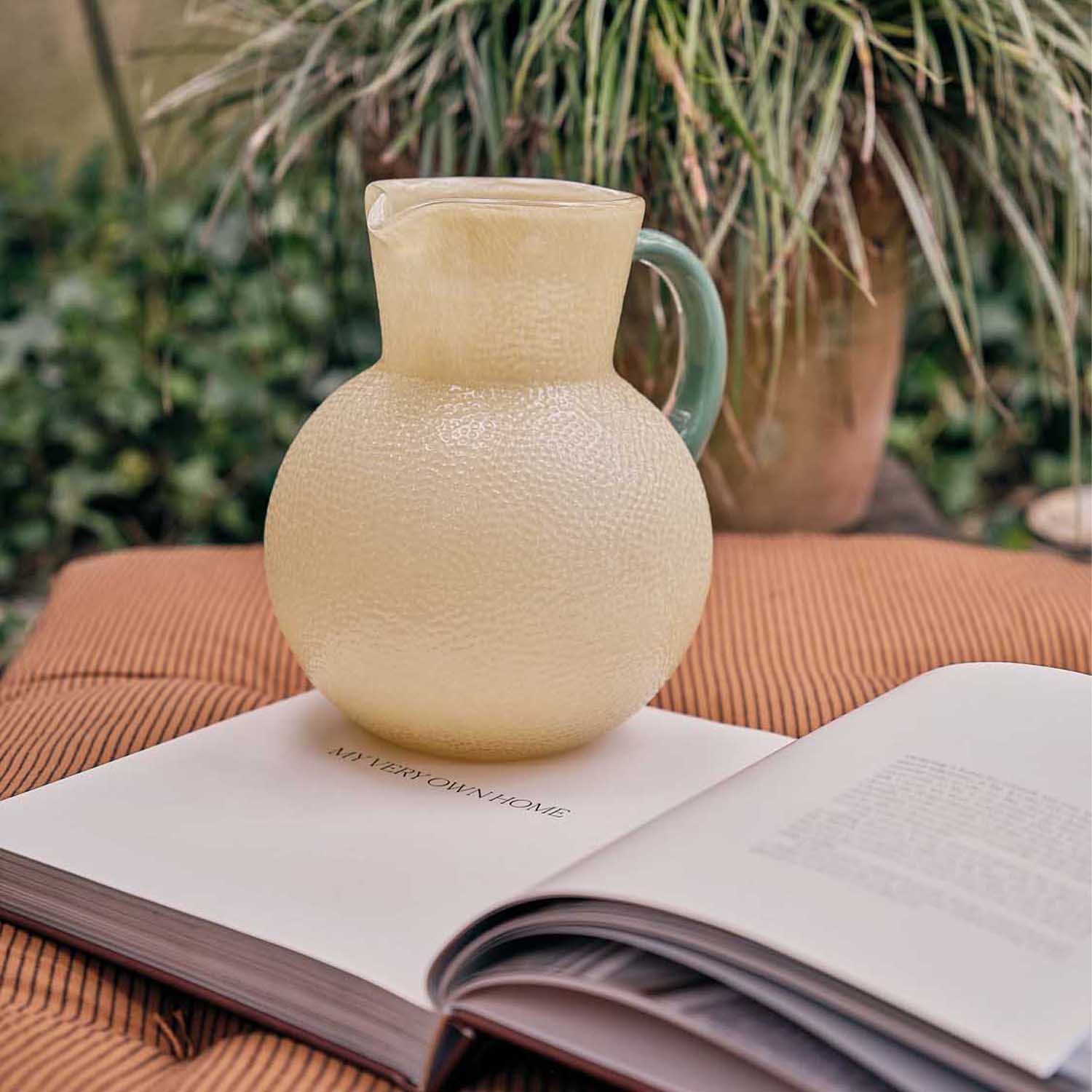 Limone Glass Jug