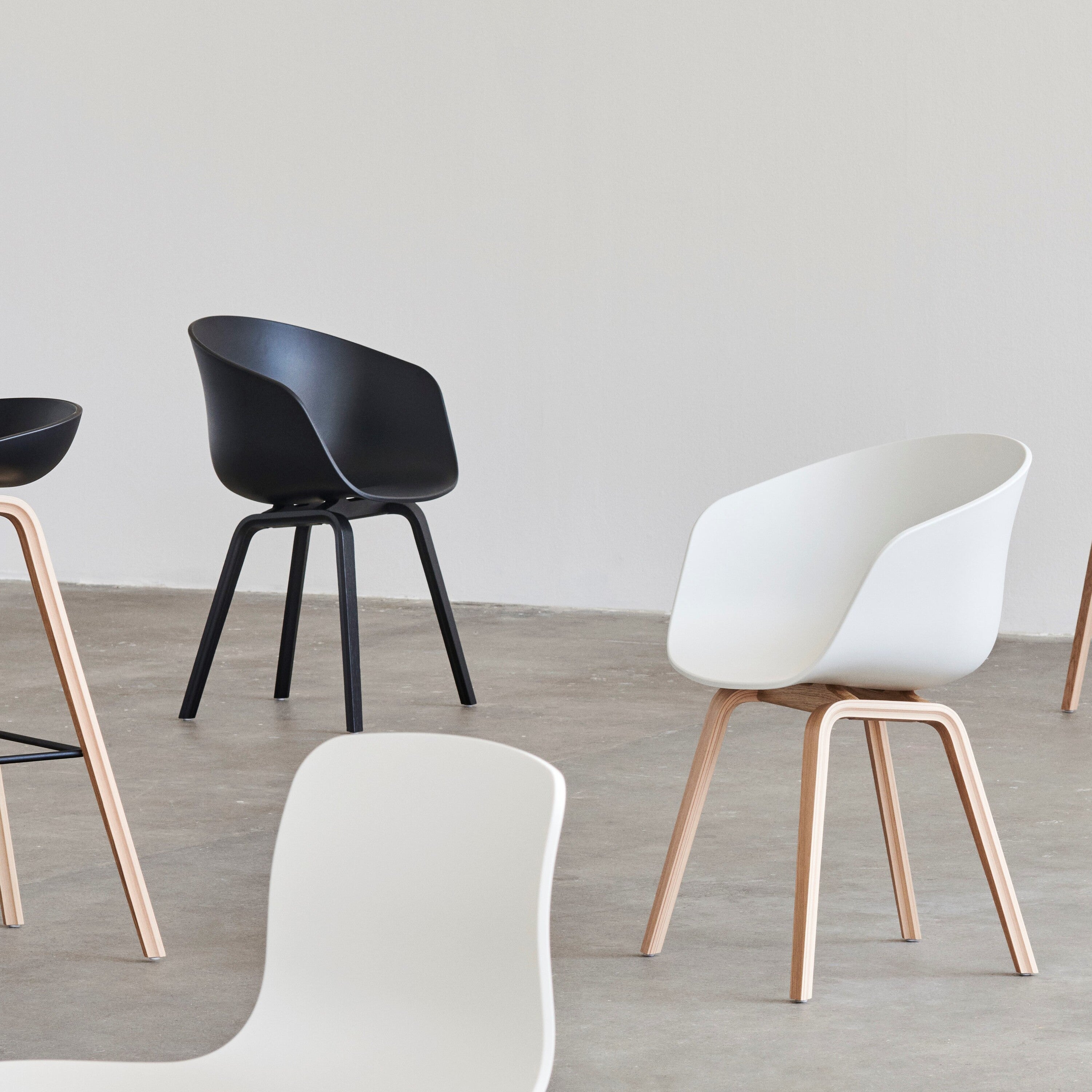 HAY About a Chair AAC22 Stoel - Black Oak - Black