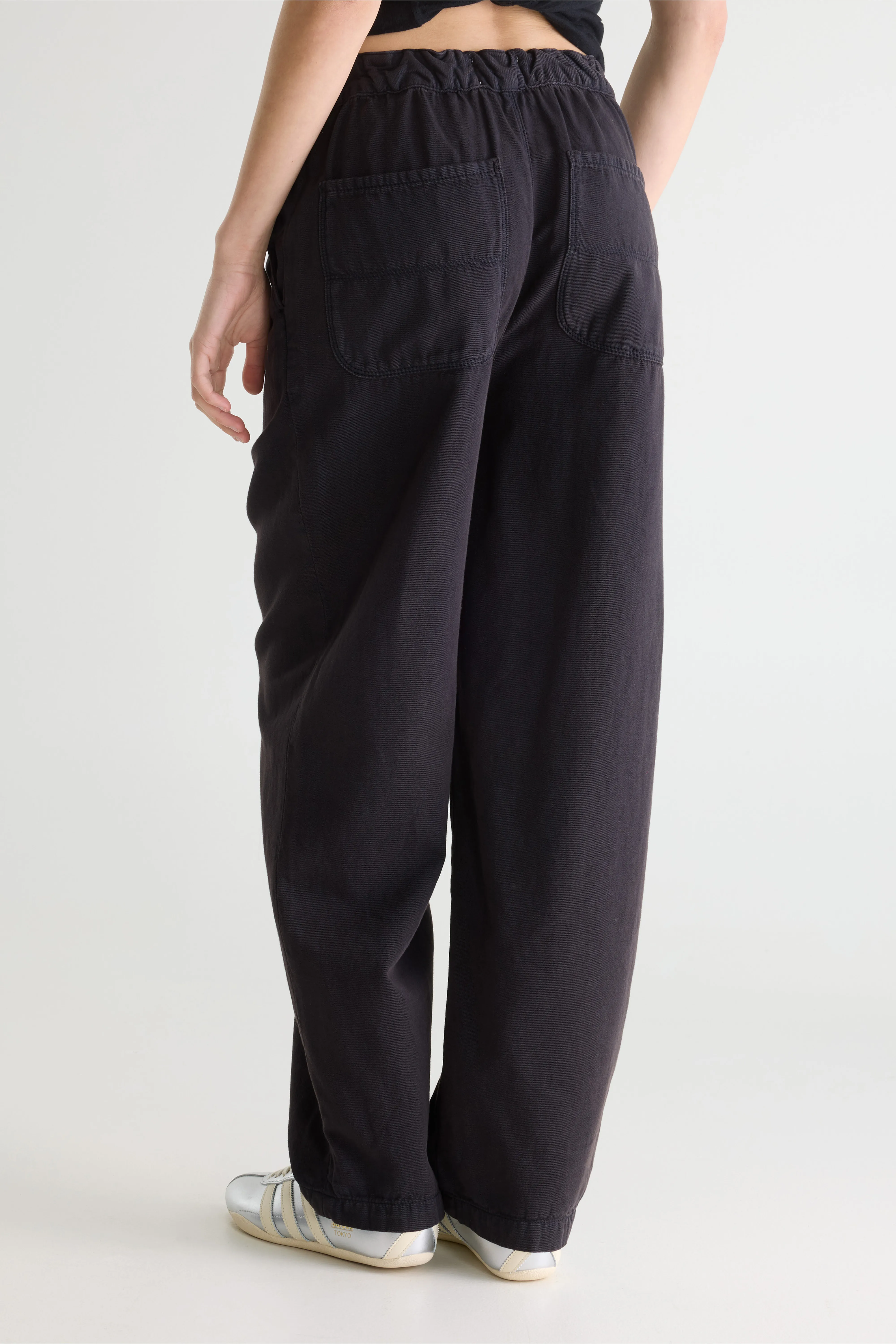 Bellerose Pasop off-black relaxed trousers (252 / W / OFF BLACK)