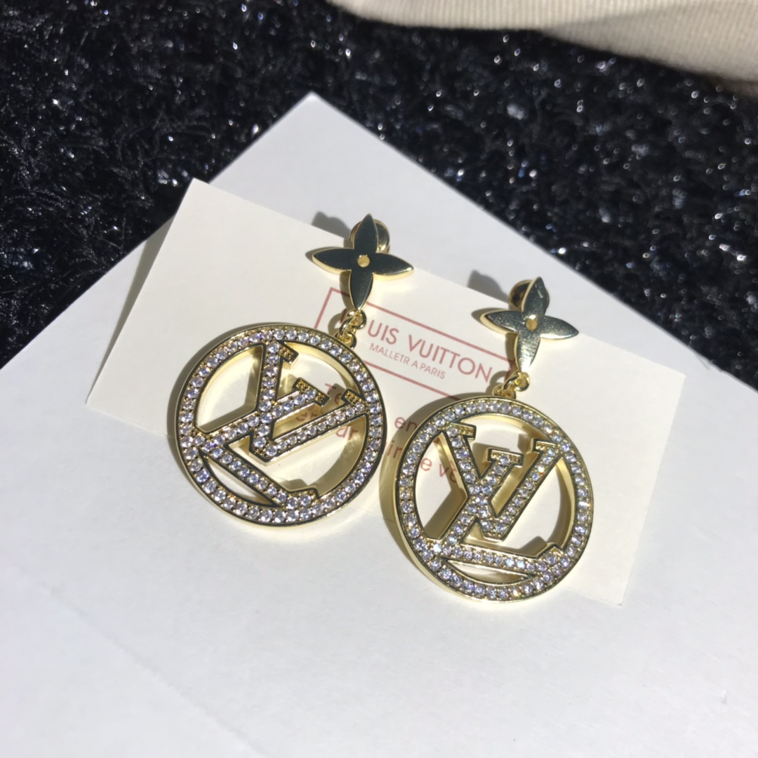 Louis Vuitton Letter Round Dangle Earrings - Original Replica Club