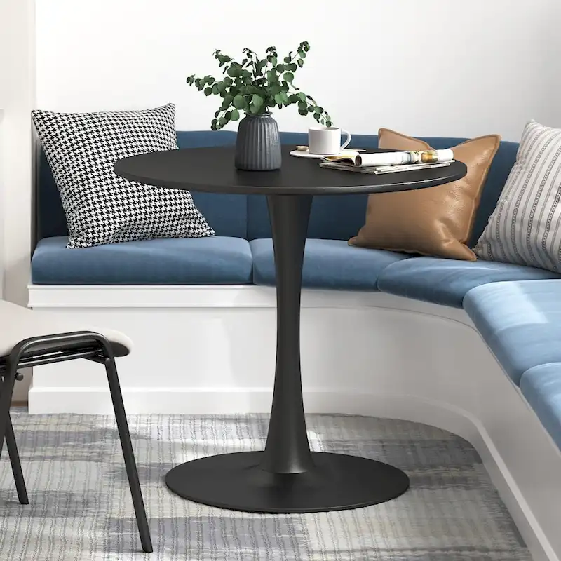 Round Tulip Dining Table in Mid-Century Modern Style