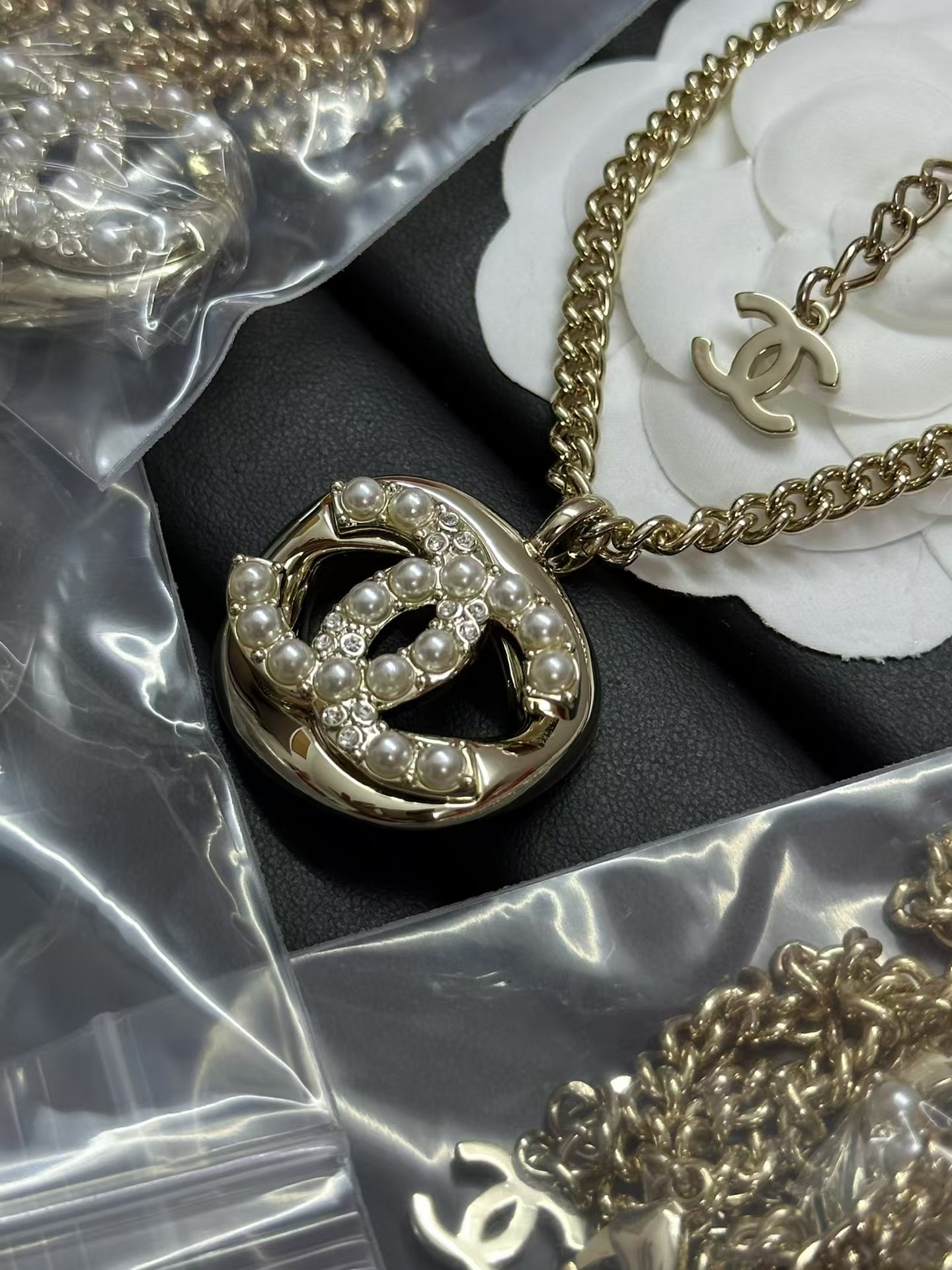 Chanel Unisex Cuban Chain Necklace - Original Replica Club