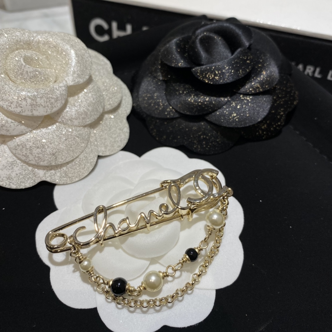 Chanel Pearl and Chain Pin Brooch - Original Replica Club