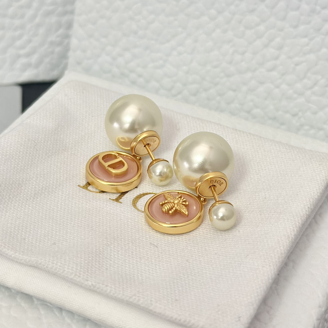 Dior Bee Pearl Earrings - Original Replica Club