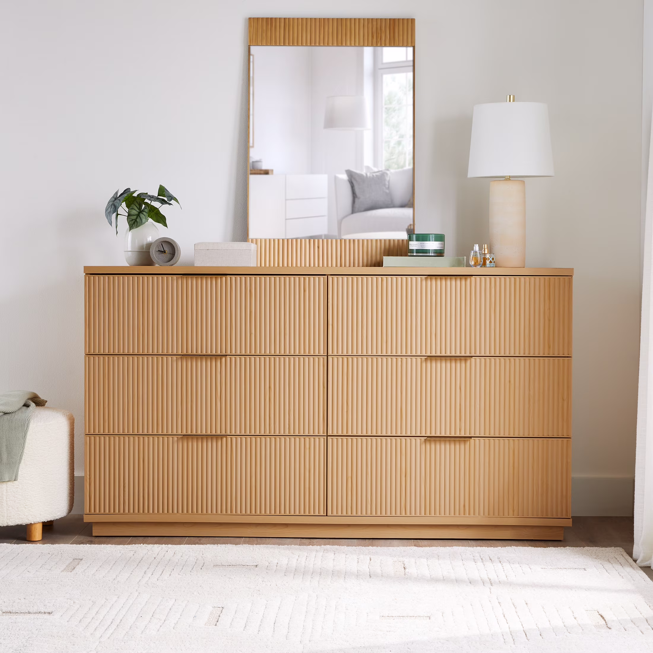 Better Homes and Gardens Lillian 6 Drawer Dresser, White - Image 5