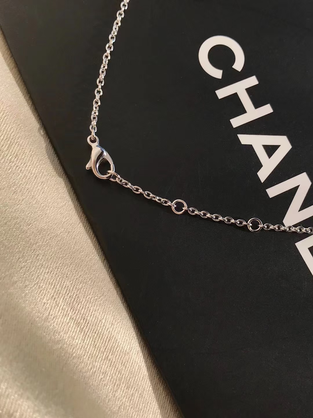 Chanel Coco Crush White Gold Necklace - Original Replica Club