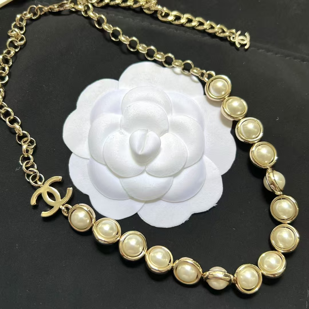 Chanel Half Chain Half Ehancered Pearl Necklace - Original Replica Club