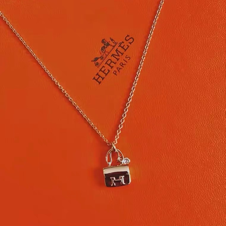 Hermes Plain Surface Bag Pendant Necklace - Original Replica Club