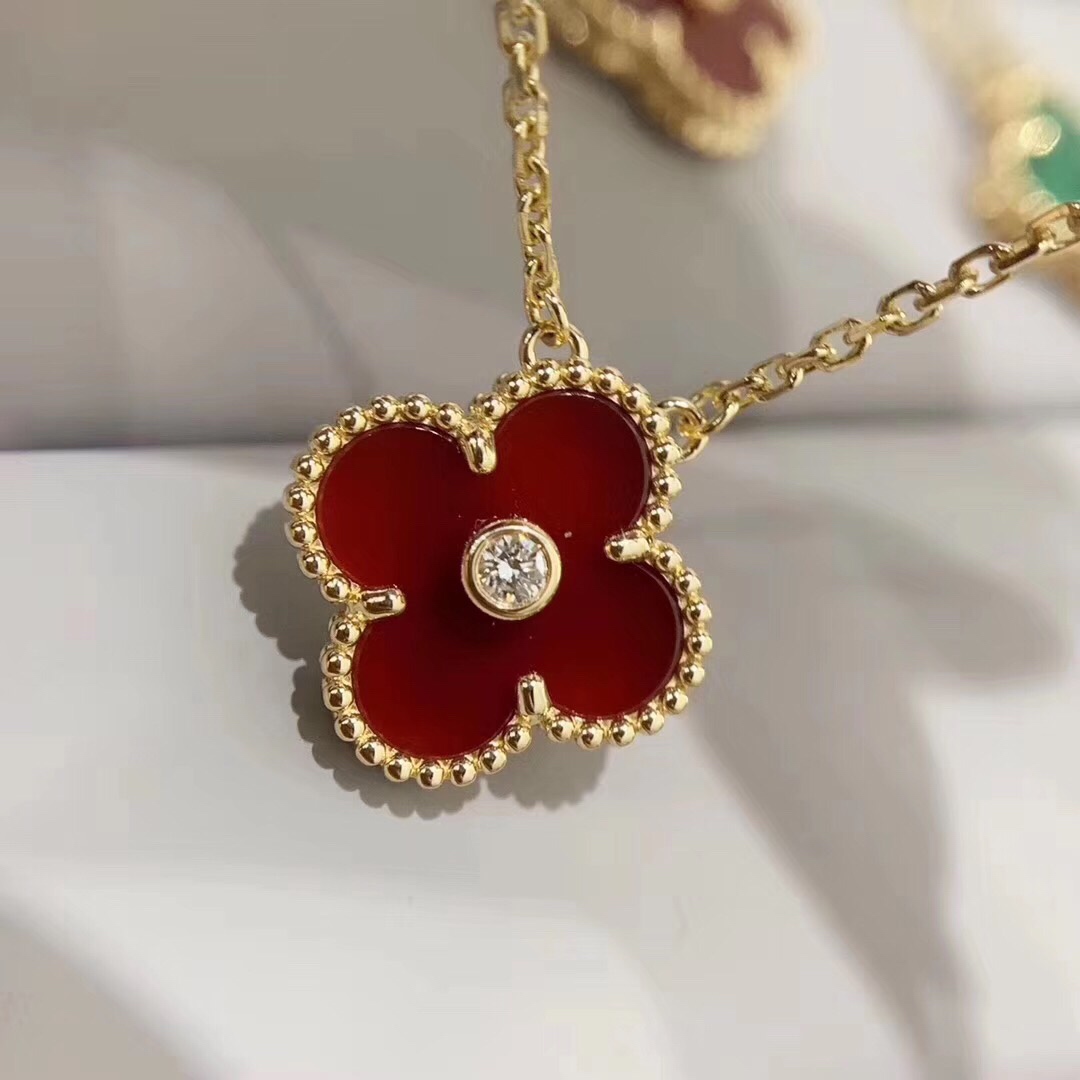 VCA Carnelian Malachite Vintage Alhambra Pendant Necklace, 1 Motif - Original Replica Club