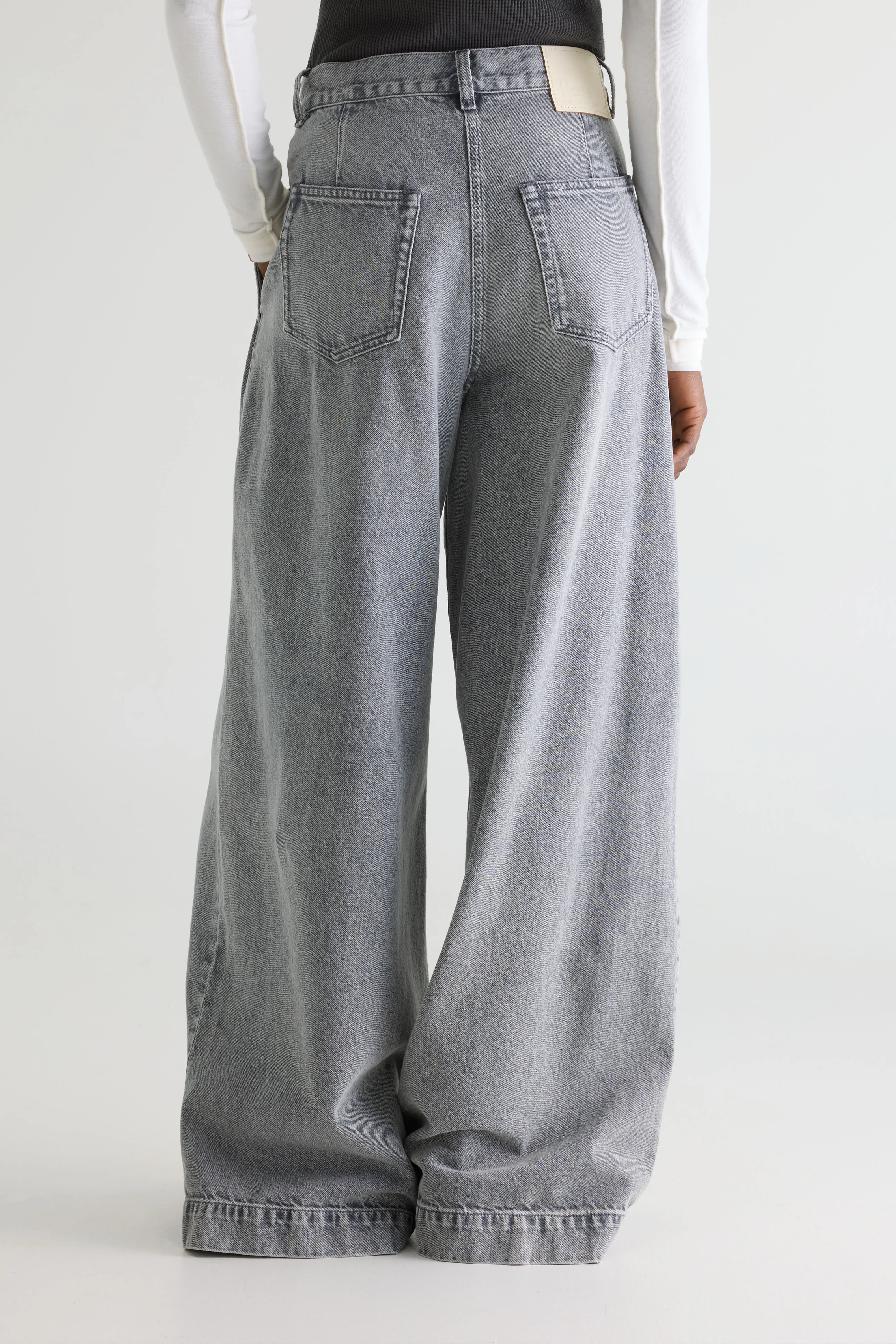 Bellerose Denim N. 74 - super-wide jeans (261 / W / USED GREY)