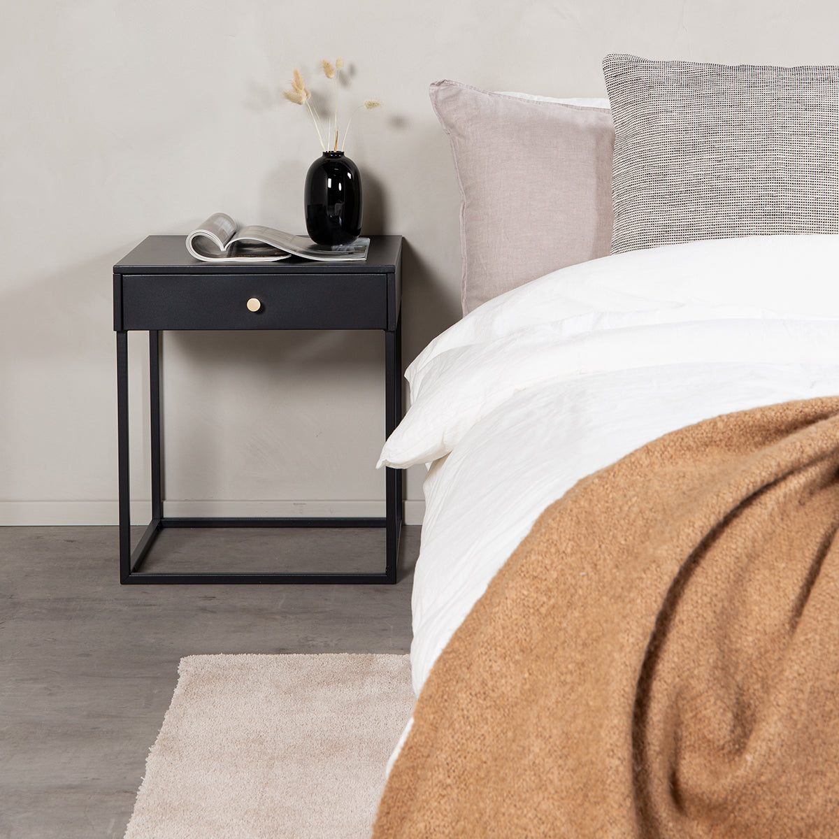 Nest living Lewis Metalen Nachtkastje met Lade - Zwart