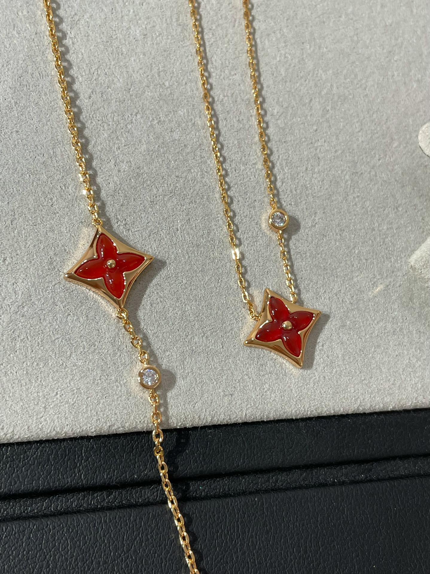 Louis Vuitton Red Sun Star Stud Earrings Bracelet Necklace - Original Replica Club