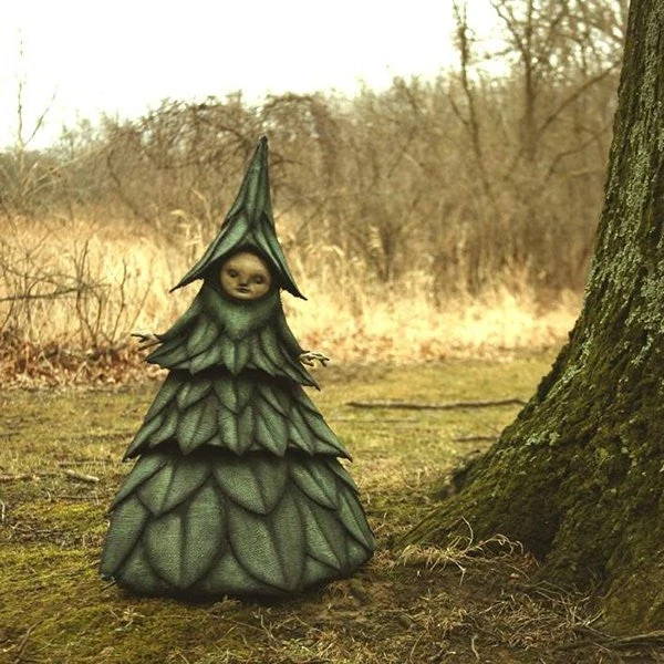 The Dark and Bizarre Art – Creepy Witch Sculptures(Halloween Decoration) - Image 8 The Dark and Bizarre Art – Creepy Witch Sculptures(Halloween Decoration) - Image 8