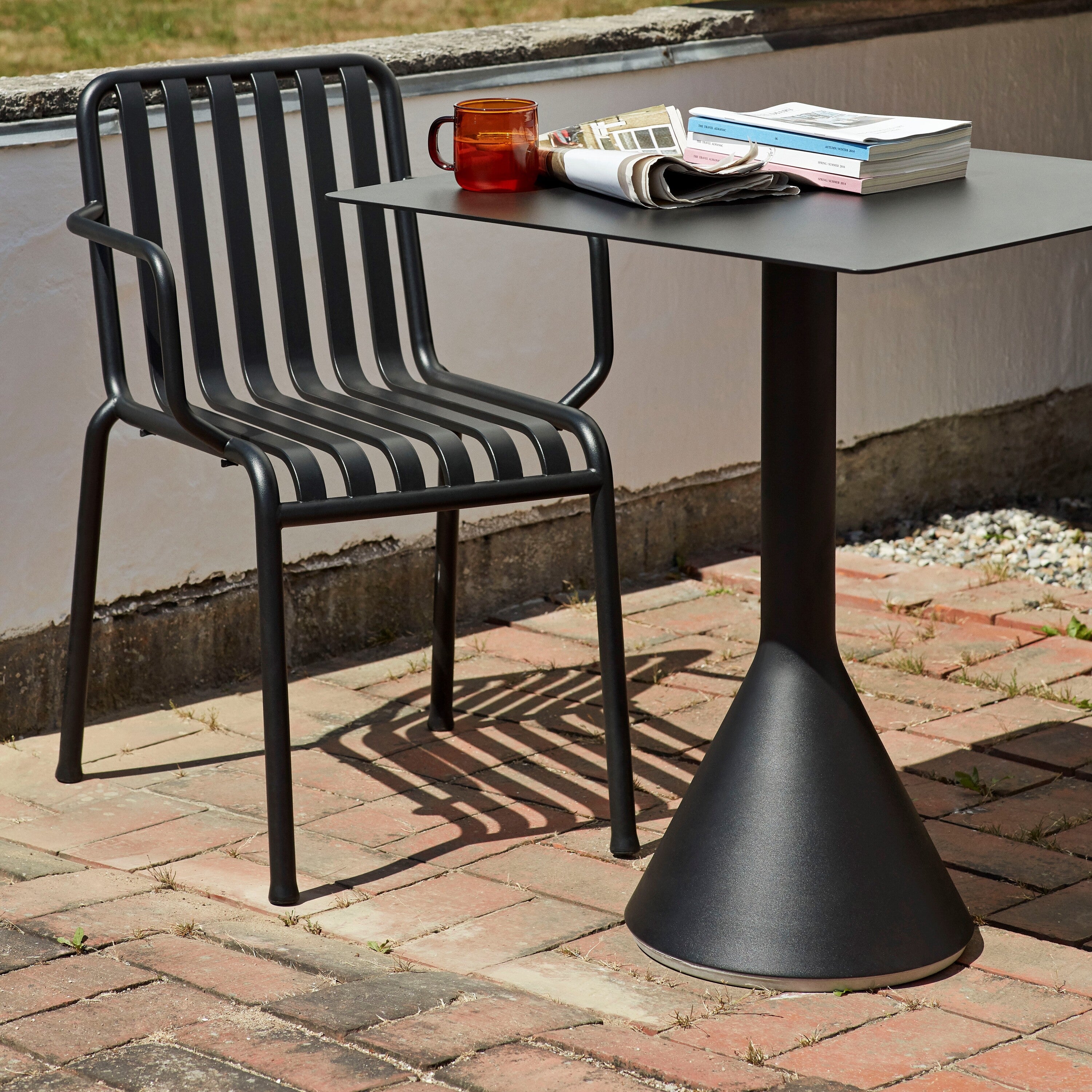 HAY Palissade Stoel met Armleuning - Antraciet