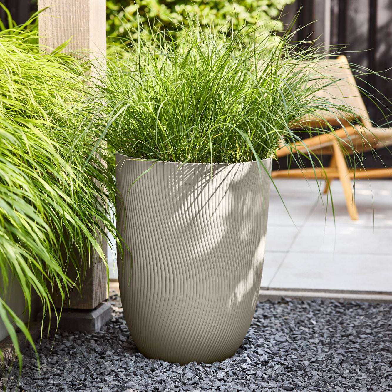 Elho Sereh Hoog - Beige - Ø 39 x H 53 cm - Balkon, Binnen en Buiten -