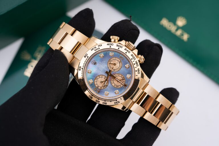 Replica Rolex Cosmograph Daytona Yellow Gold Mother of Pearl Dial 40mm