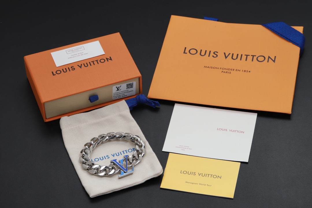 Louis Vuitton Silver Chunky Cuban Chain Blue LV Men's Bracelet - Original Replica Club