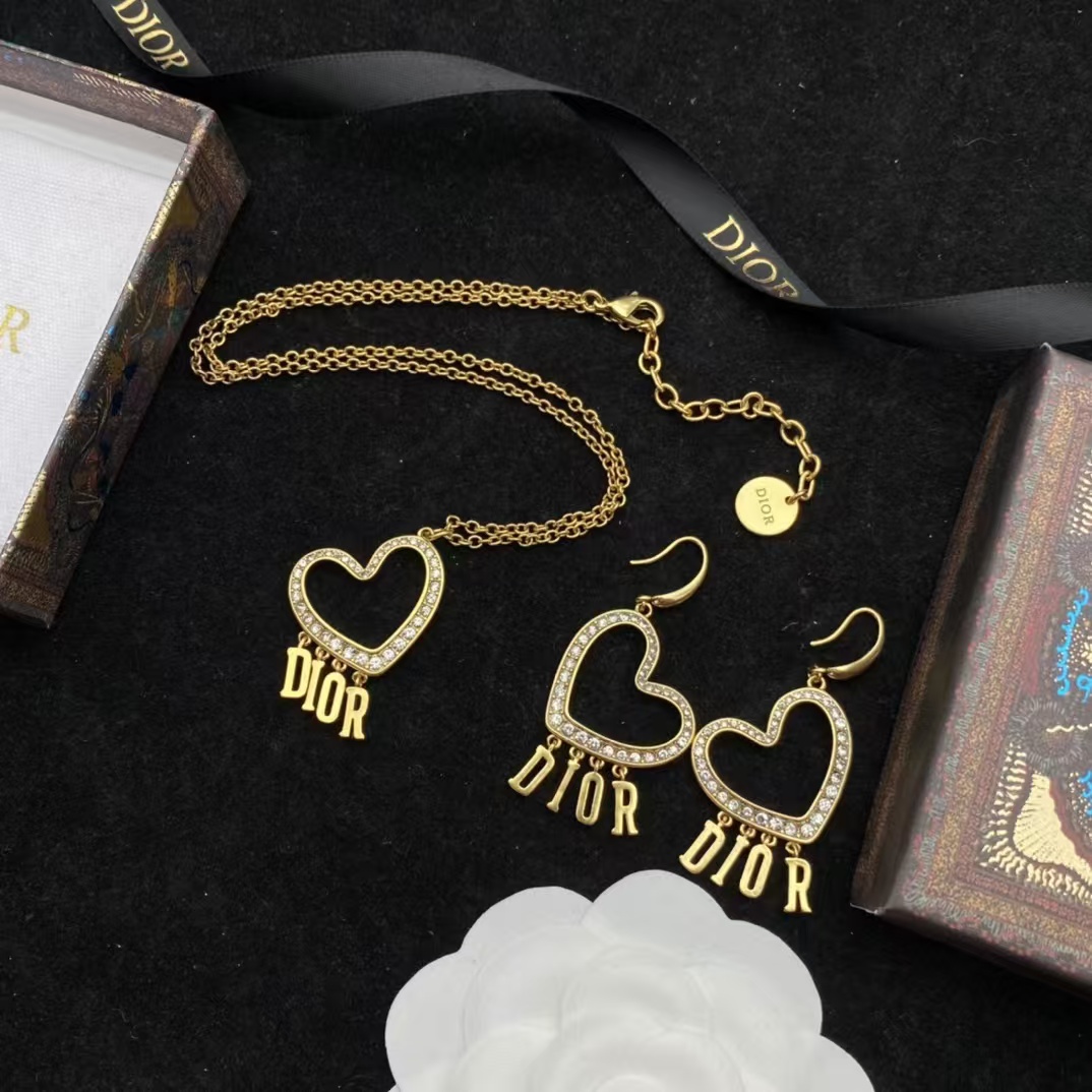 Dior Letters Heart Necklace and Earrings - Original Replica Club