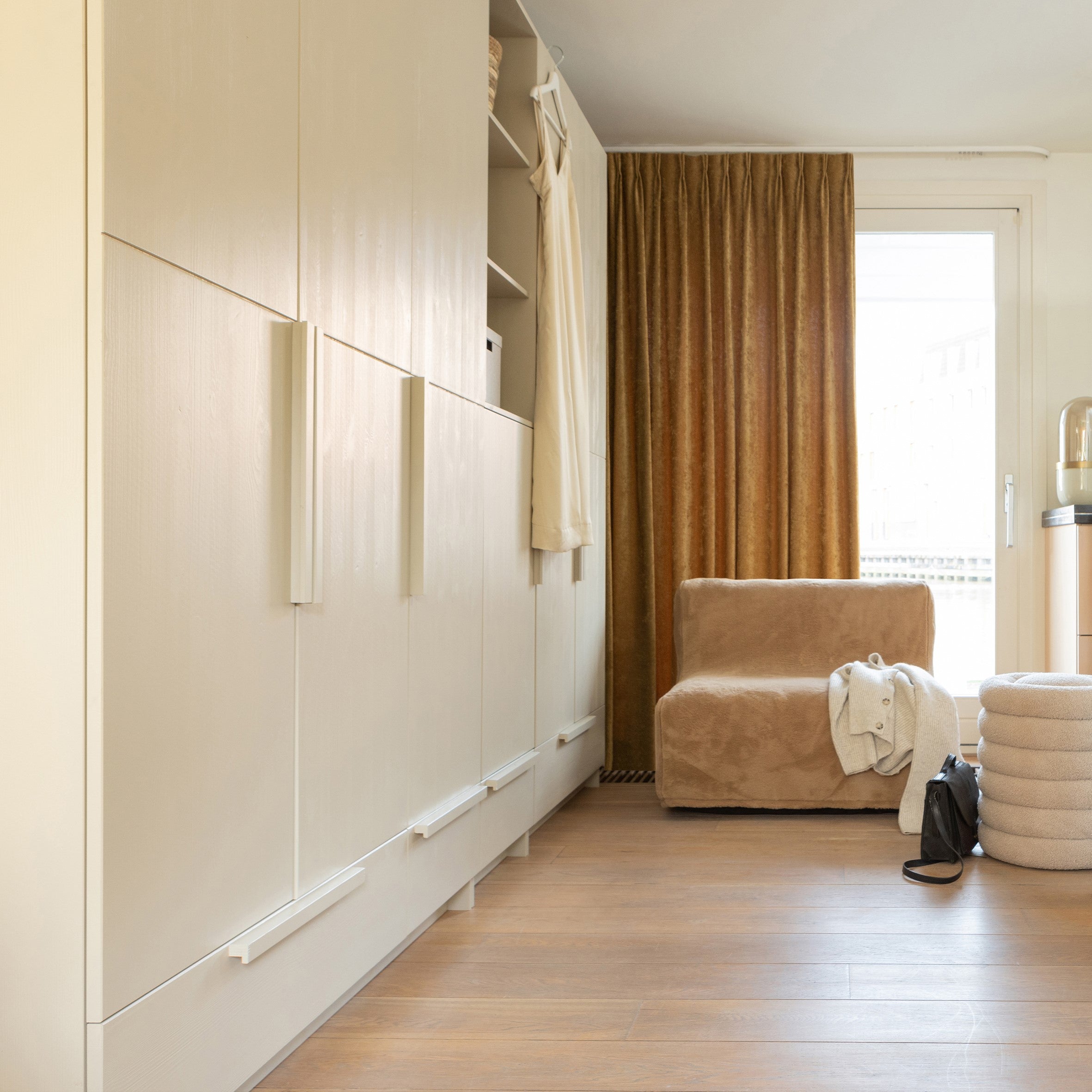 WOOOD 3-deurs Hang Legkast Splitdeur Pure - Grenen - Dust - 215x142x60