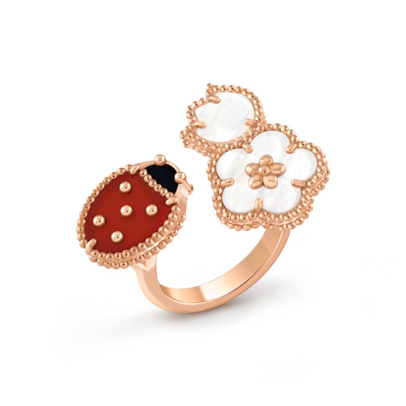 Replicate Lucky Spring Between the Finger ring(1:1 replica) - Original Replica Club