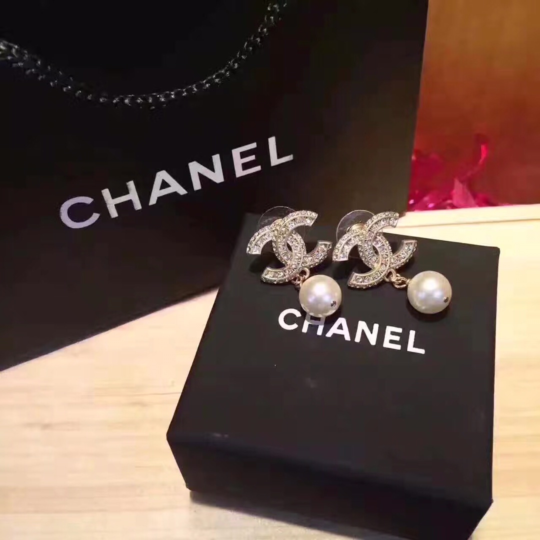 Chanel Classic Silver CC Pearl Dangle Earrings - Original Replica Club