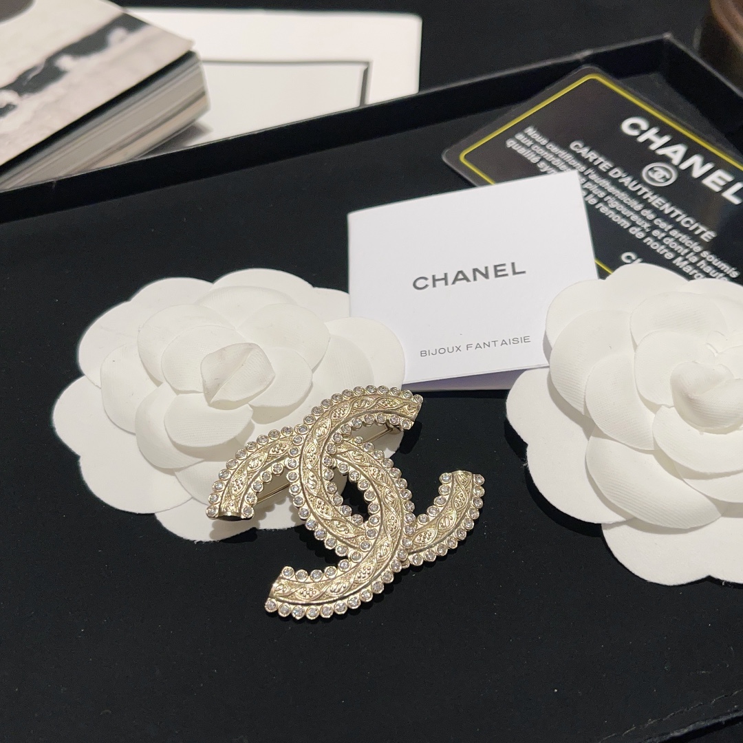 Vintage Chanel Light Gold CC Twist Brooch - Original Replica Club