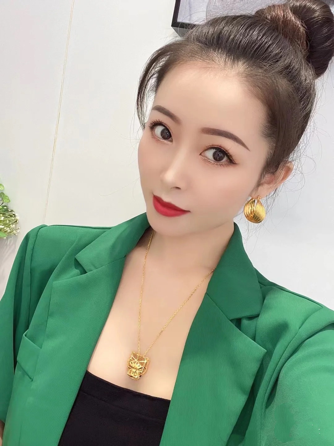 Cartier Leopard Panthère de Pendant Necklace - Original Replica Club
