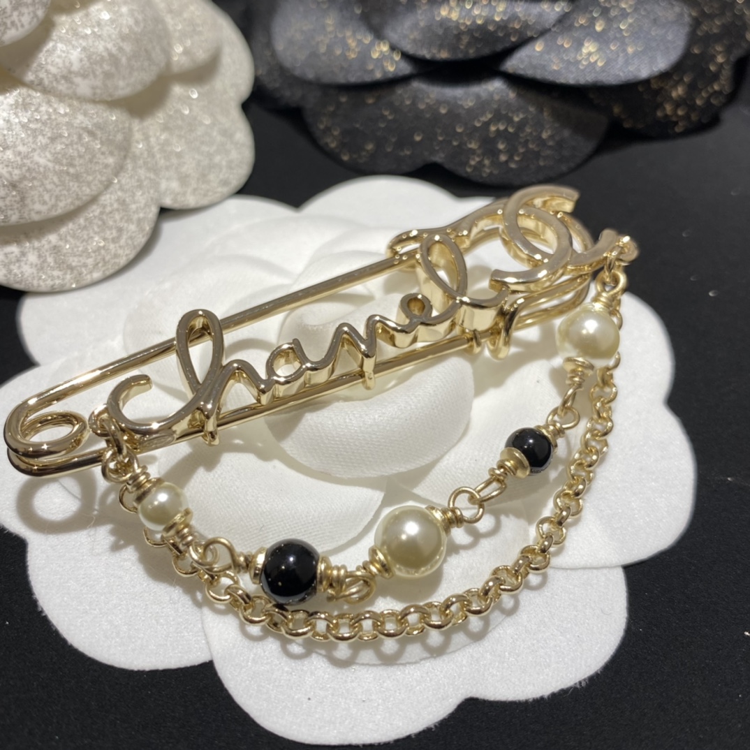 Chanel Pearl and Chain Pin Brooch - Original Replica Club