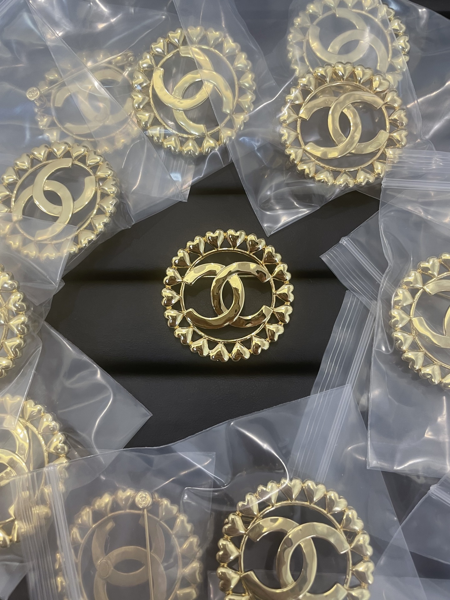 Chanel Heart Round CC Brooch - Original Replica Club