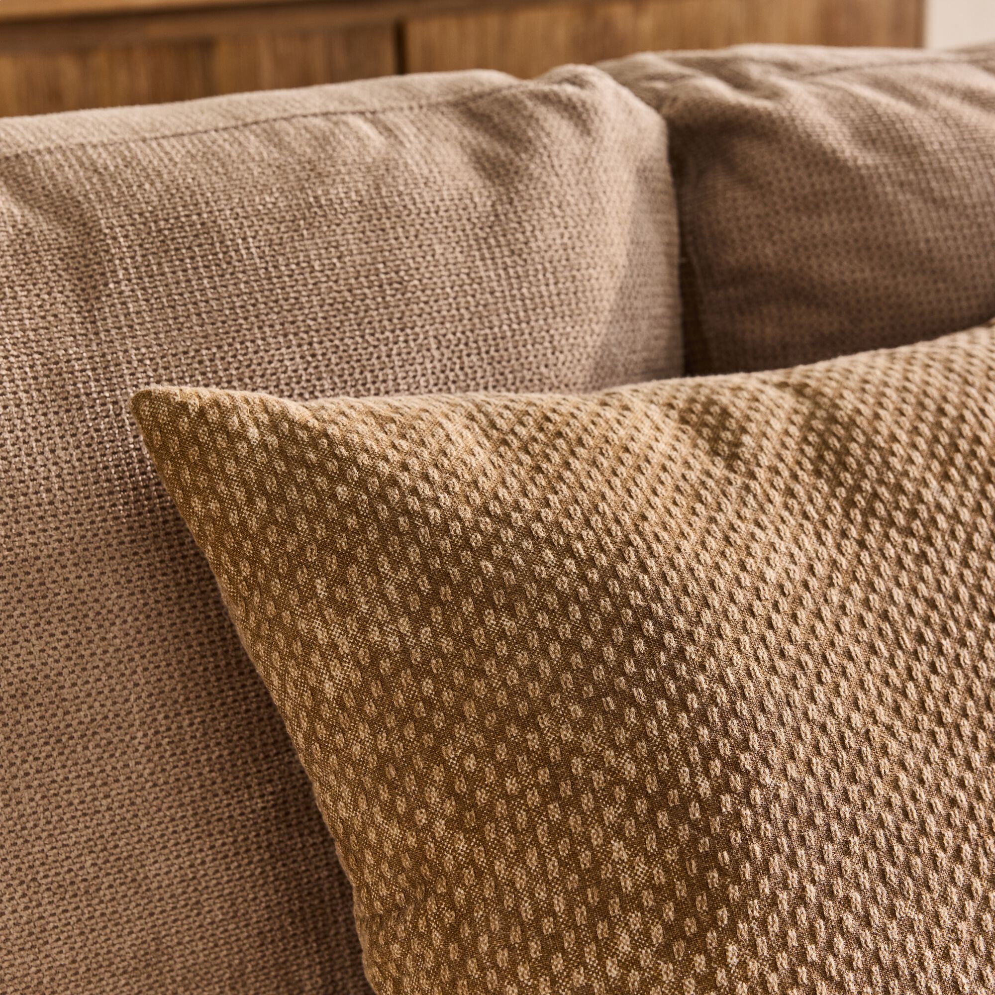 BLAISE - Coussin surpiqué en coton 45x45cm - brun noisette